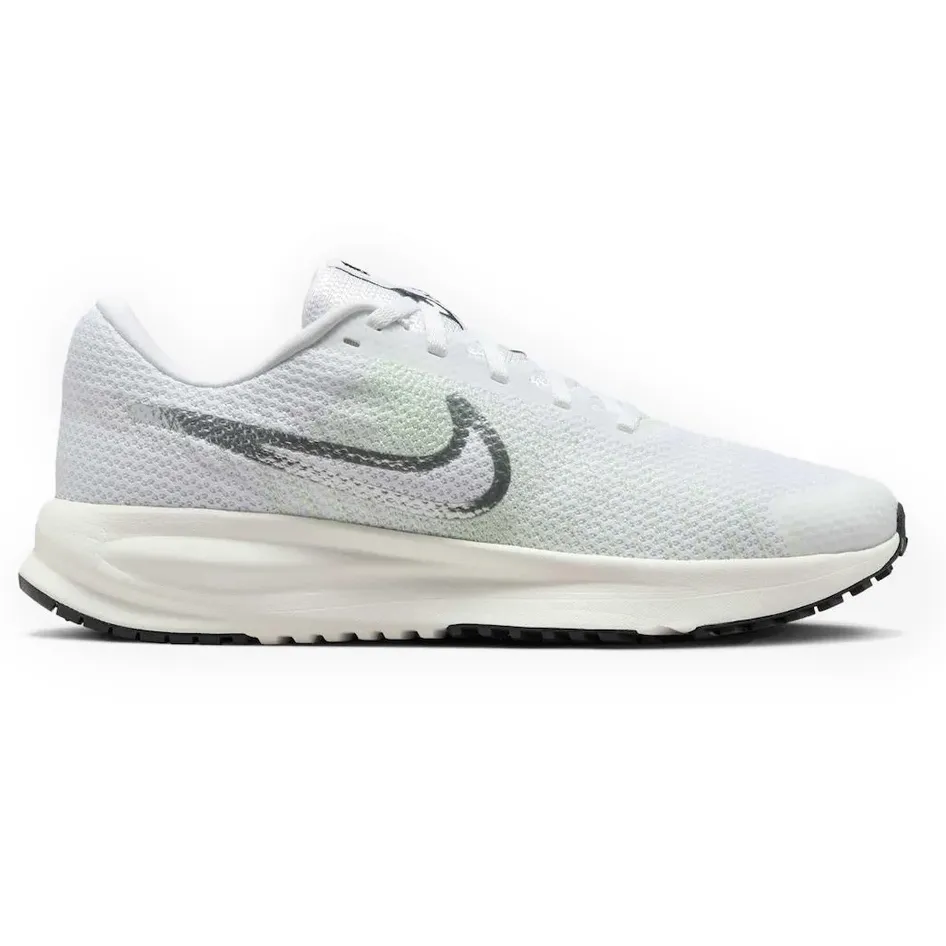 Tênis feminino Nike Run Defy branco com detalhes cinza e prata, vista lateral direita